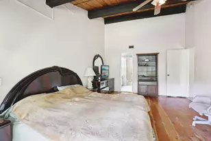 19232 NE 25th Ave, Miami, FL 33180 - Photo 24