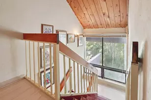 19232 NE 25th Ave, Miami, FL 33180 - Photo 28
