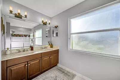 15 Lawrence Lake Drive, Boynton Beach, FL 33436 - Photo 18