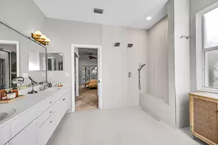 15 Lawrence Lake Dr, Boynton Beach, FL 33436 - Photo 14