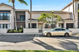2803 Sarento Pl, Palm Beach Gardens, FL 33410 - Photo 2