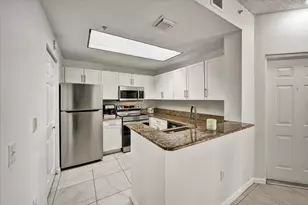 2803 Sarento Pl, Palm Beach Gardens, FL 33410 - Photo 10