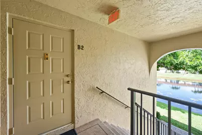 723 Sunny Pine Way #B2, Greenacres, FL 33415 - Photo 2