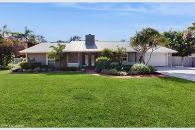 9278 SE Sharon Street SE, Hobe Sound, FL 33455 - Photo 2