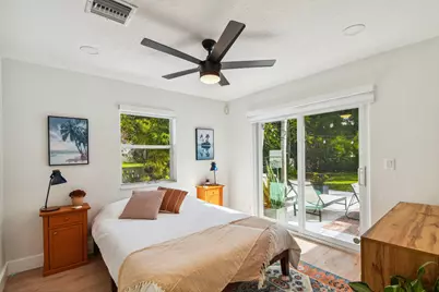702 NE 10th Avenue, Boynton Beach, FL 33435 - Photo 24