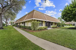 109 Half Moon Cir, Jupiter, FL 33458 - Photo 1