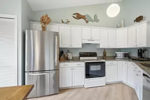 6100 SE Martinique Dr, Stuart, FL 34997 - Photo 14