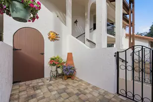 6100 SE Martinique Dr, Stuart, FL 34997 - Photo 8