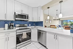390 N Federal Hwy, Deerfield Beach, FL 33441 - Photo 6
