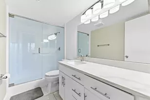 390 N Federal Hwy, Deerfield Beach, FL 33441 - Photo 10