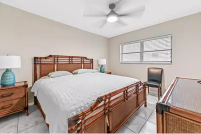 390 N Federal Highway #202, Deerfield Beach, FL 33441 - Photo 12