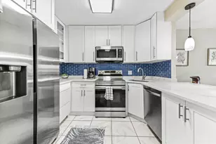 390 N Federal Hwy, Deerfield Beach, FL 33441 - Photo 8
