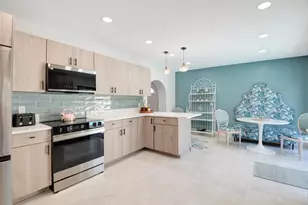 705 Colonial Rd, West Palm Beach, FL 33405 - Photo 32