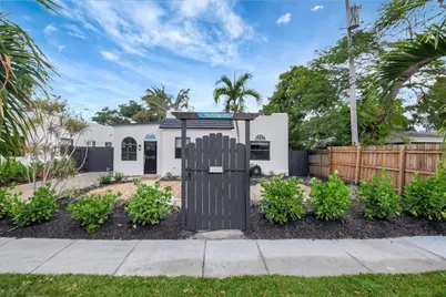 705 Colonial Road, West Palm Beach, FL 33405 - Photo 4