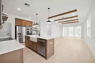 6204 NW Tuckaway Ave, Port Saint Lucie, FL 34987 - Photo 6