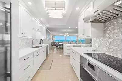 2001 SE Sailfish Point Boulevard #313, Stuart, FL 34996 - Photo 6