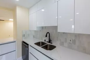 405 NE 24th Ave, Pompano Beach, FL 33062 - Photo 12