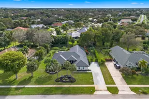 15495 Meadow Wood Dr, Wellington, FL 33414 - Photo 44