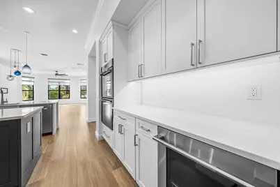 10500 SW Lands End Place, Palm City, FL 34990 - Photo 12