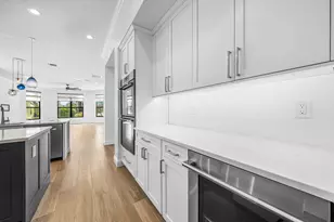 10500 SW Lands End Pl, Palm City, FL 34990 - Photo 12