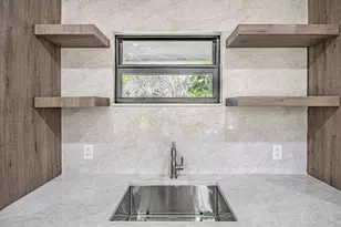 13334 Polo Club Rd, Wellington, FL 33414 - Photo 16