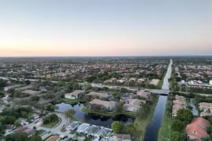 10155 Mangrove Dr, Boynton Beach, FL 33437 - Photo 34
