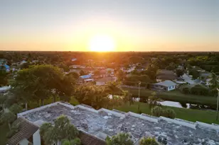 10155 Mangrove Dr, Boynton Beach, FL 33437 - Photo 26