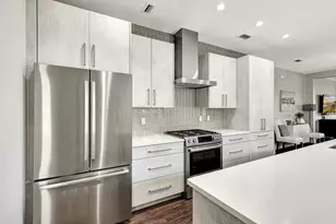 10295 SW Indian Lilac Trail, Port Saint Lucie, FL 34987 - Photo 6