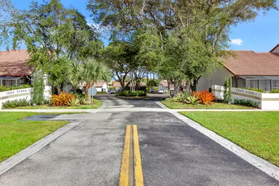6850 NW 2nd Avenue NW #28, Boca Raton, FL 33487 - Photo 2
