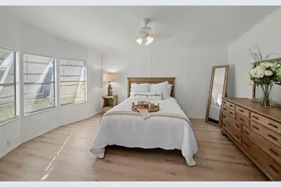 7843 SE Saratoga Drive, Hobe Sound, FL 33455 - Photo 8