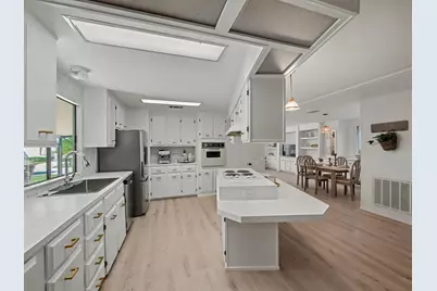 7843 SE Saratoga Drive, Hobe Sound, FL 33455 - Photo 4