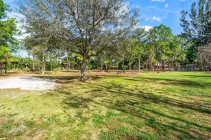 2195 F Rd, Loxahatchee Groves, FL 33470 - Photo 4