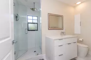 823 38th St, West Palm Beach, FL 33407 - Photo 10