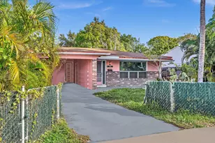 258 SW 8th St, Dania Beach, FL 33004 - Photo 2