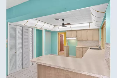 258 SW 8th Street, Dania Beach, FL 33004 - Photo 12