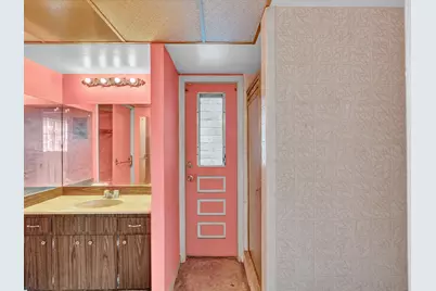 258 SW 8th Street, Dania Beach, FL 33004 - Photo 24