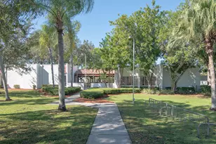 14 Jacaranda Ln, Port Saint Lucie, FL 34952 - Photo 32