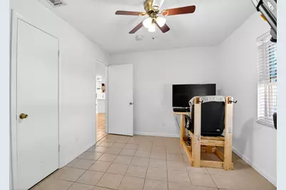 1120 Cameo Circle, West Palm Beach, FL 33417 - Photo 20