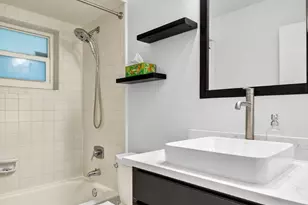 1120 Cameo Cir, West Palm Beach, FL 33417 - Photo 16