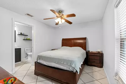 1120 Cameo Circle, West Palm Beach, FL 33417 - Photo 10