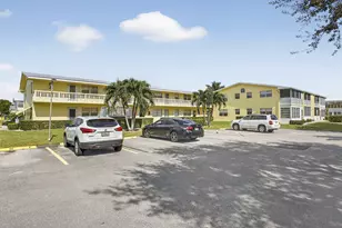 100 Sheffield E, West Palm Beach, FL 33417 - Photo 2