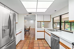 609 Cypress Key Dr, Atlantis, FL 33462 - Photo 20