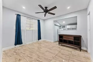 336 Ponte Vedra Rd, Palm Springs, FL 33461 - Photo 2