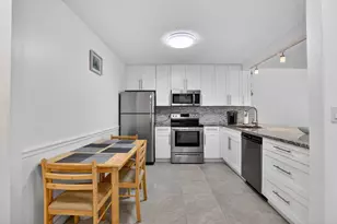 9110 Fairbanks Ln, Boca Raton, FL 33496 - Photo 6