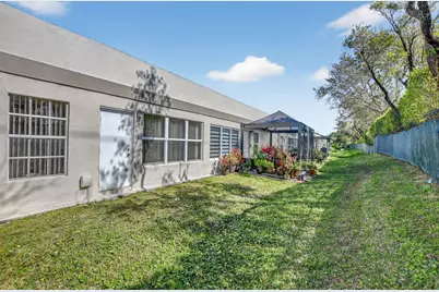 9110 Fairbanks Lane #5, Boca Raton, FL 33496 - Photo 32
