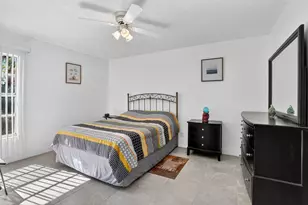 9110 Fairbanks Ln, Boca Raton, FL 33496 - Photo 16