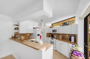 8141 Severn Dr, Boca Raton, FL 33433 - Photo 6