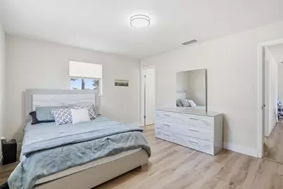 381 NW Curtis Street, Port Saint Lucie, FL 34983 - Photo 18