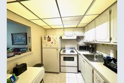 142 Salisbury F, West Palm Beach, FL 33417 - Photo 4