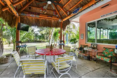 460 SE 18th Avenue, Deerfield Beach, FL 33441 - Photo 16